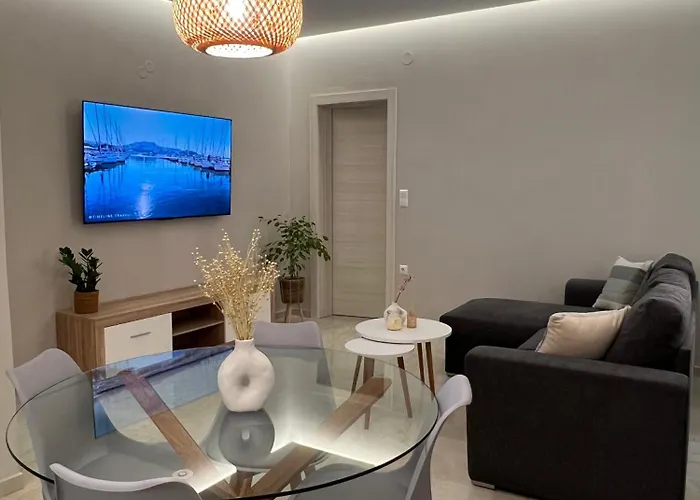Oroa Apts
